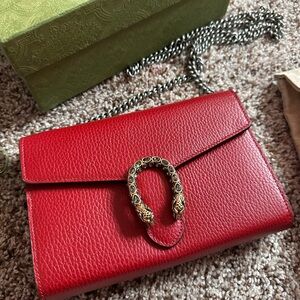 Gucci Red Leather Crossbody Bag with Chain Strap